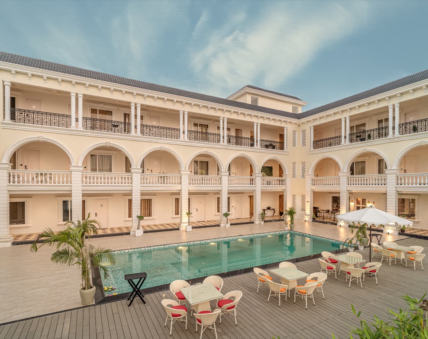 Poolside evening event